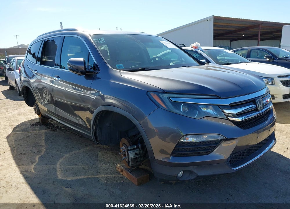 2017 HONDA PILOT ELITE VIN: 5FNYF6H05HB067781