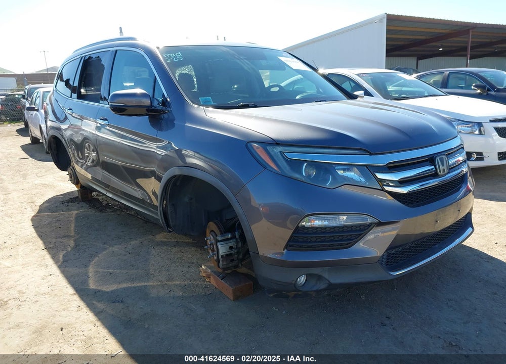 2017 HONDA PILOT ELITE VIN: 5FNYF6H05HB067781