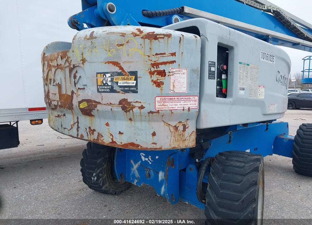 2015 GENIE BOOM LIFT VIN: S851512324