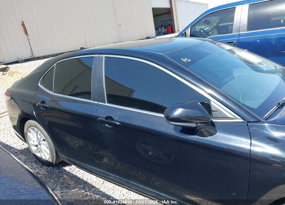 2021 TOYOTA CAMRY LE VIN: 4T1C11AK8MU524409