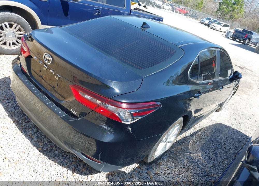 2021 TOYOTA CAMRY LE VIN: 4T1C11AK8MU524409
