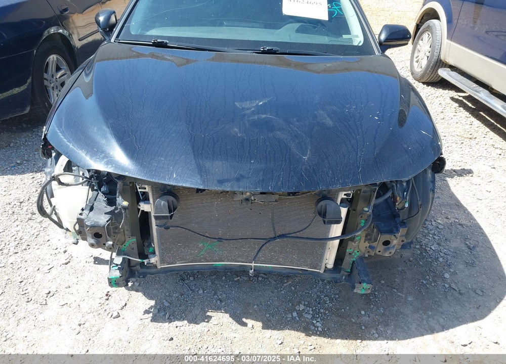 2021 TOYOTA CAMRY LE VIN: 4T1C11AK8MU524409