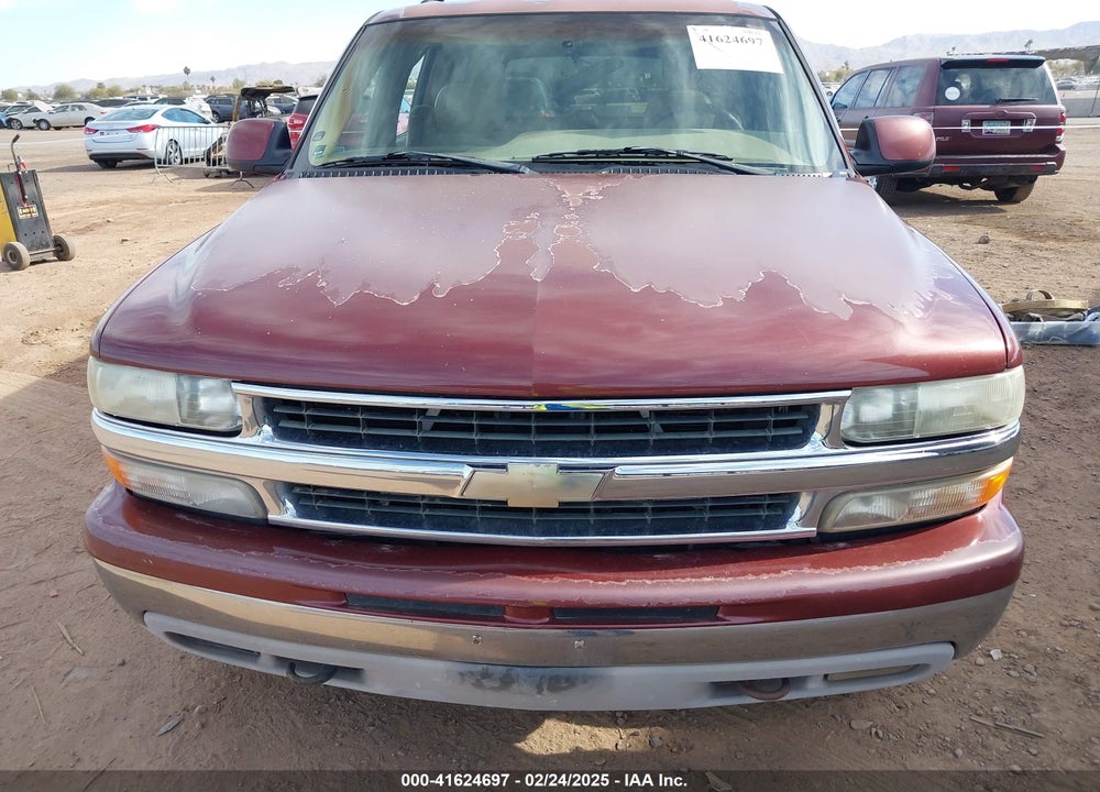 2000 CHEVROLET SUBURBAN 1500 LT VIN: 3GNFK16T6YG197248
