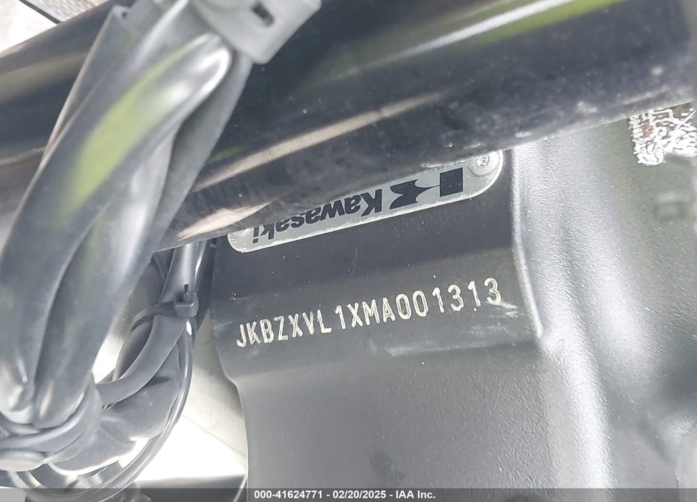 2021 KAWASAKI ZX1002 L VIN: JKBZXVL1XMA001313