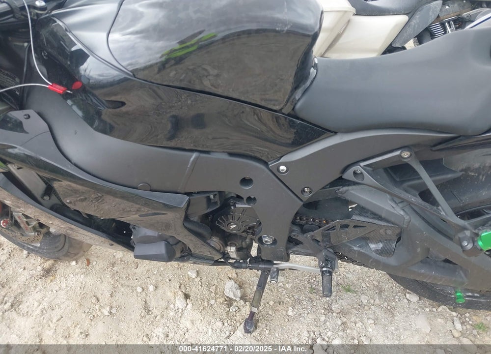 2021 KAWASAKI ZX1002 L VIN: JKBZXVL1XMA001313