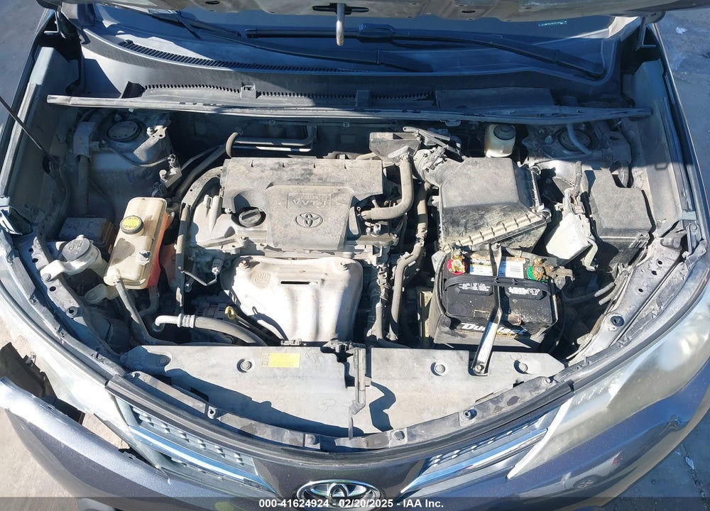 2015 TOYOTA RAV4 XLE VIN: 2T3WFREV9FW134673