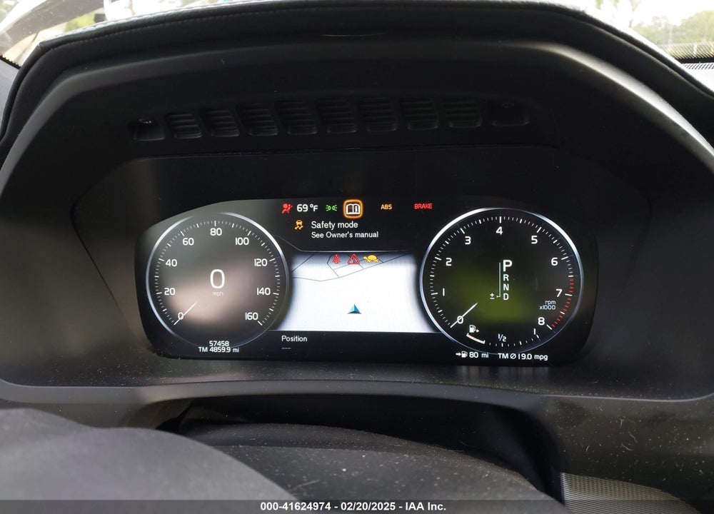 2019 VOLVO XC90 T5 R-DESIGN VIN: YV4102PMXK1494810