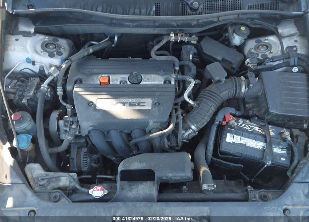 2008 HONDA ACCORD 2.4 LX-P VIN: 1HGCP264X8A088206
