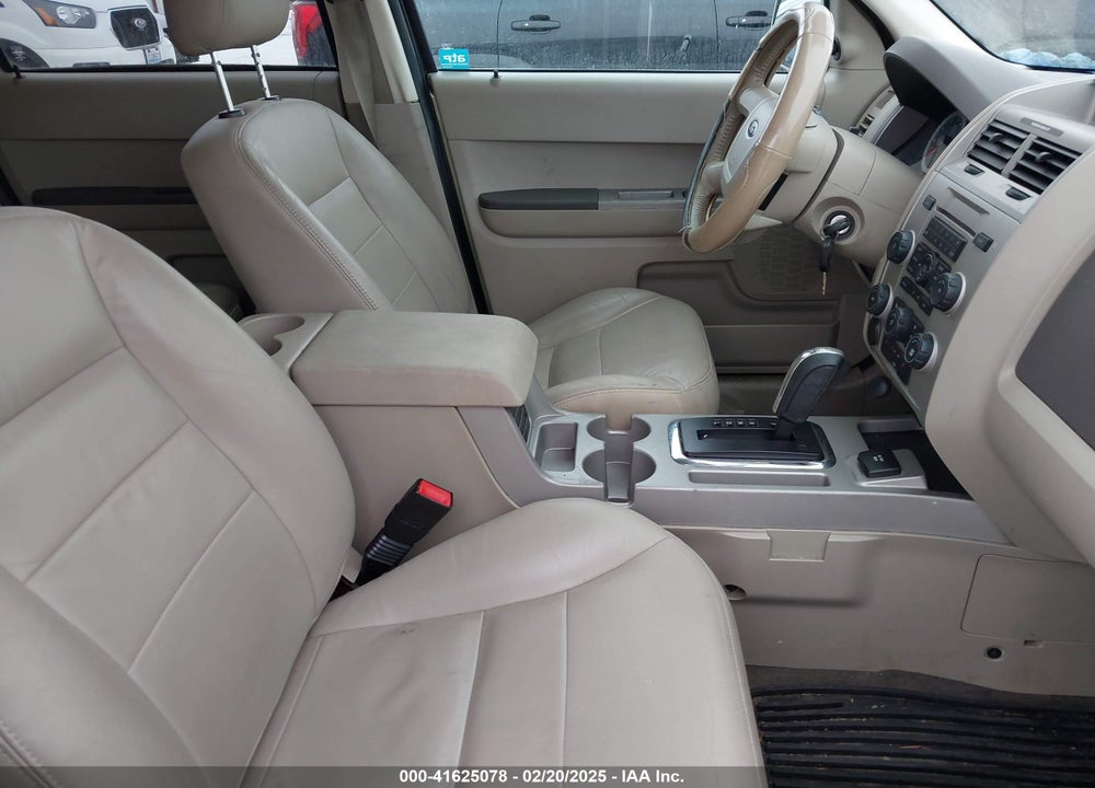 2008 FORD ESCAPE HYBRID VIN: 1FMCU59H68KE58564