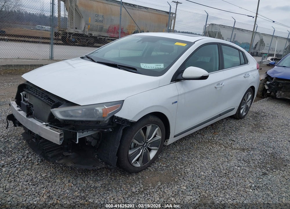 2018 HYUNDAI IONIQ HYBRID VIN: KMHC05LC3JU073109