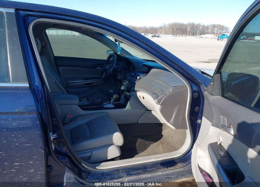 2008 HONDA ACCORD 2.4 EX-L VIN: 1HGCP26848A118075