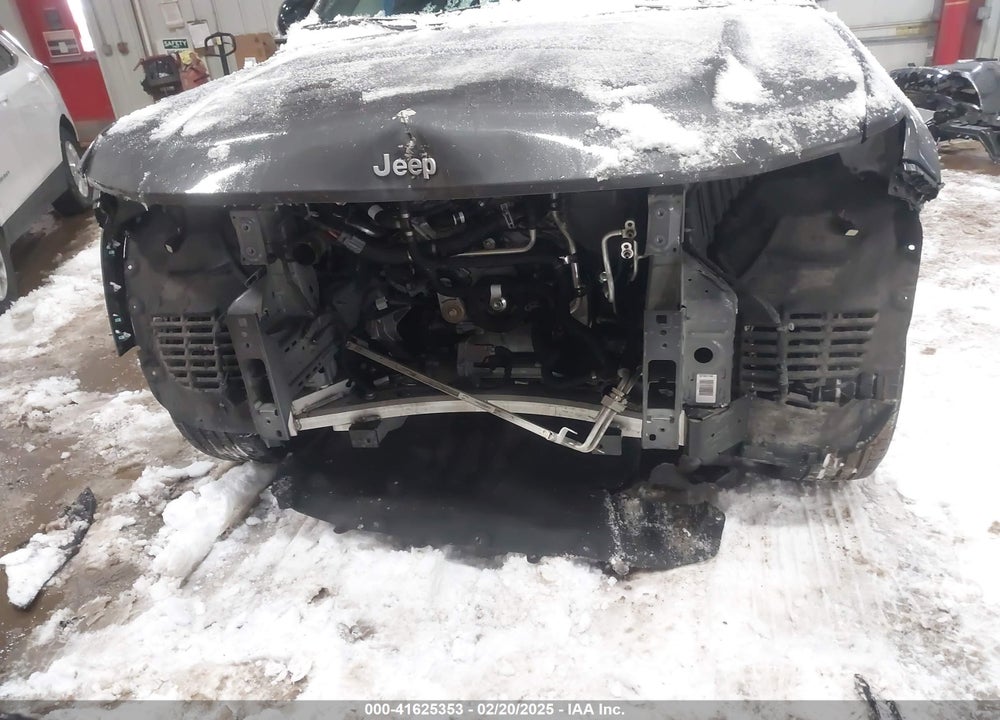 2024 JEEP GRAND CHEROKEE L LIMITED 4X4 VIN: 1C4RJKBG4R8534630