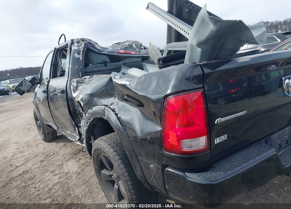 2015 RAM 1500 VIN: 1C6RR7LT7FS636642