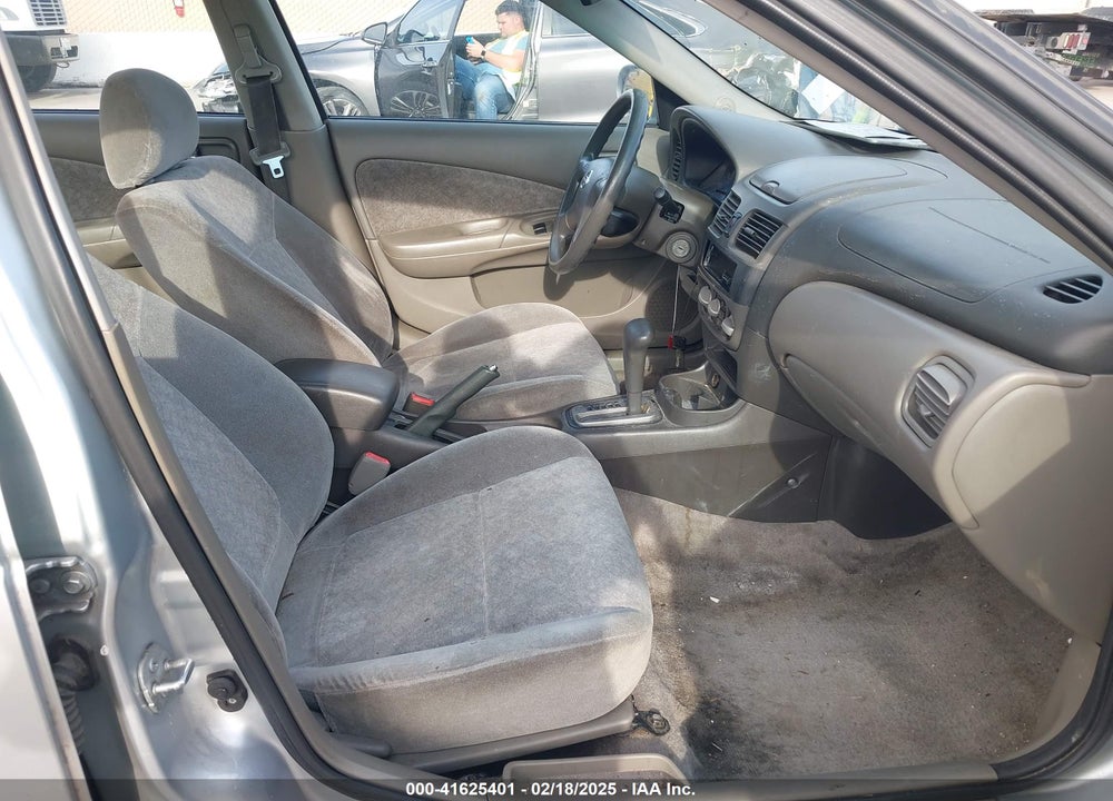 2003 NISSAN SENTRA GXE/XE VIN: 3N1CB51D13L713442