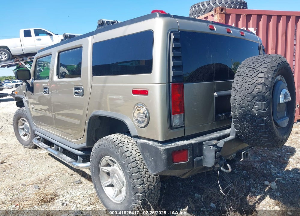 2005 HUMMER H2 SUV VIN: 5GRGN23U85H129007