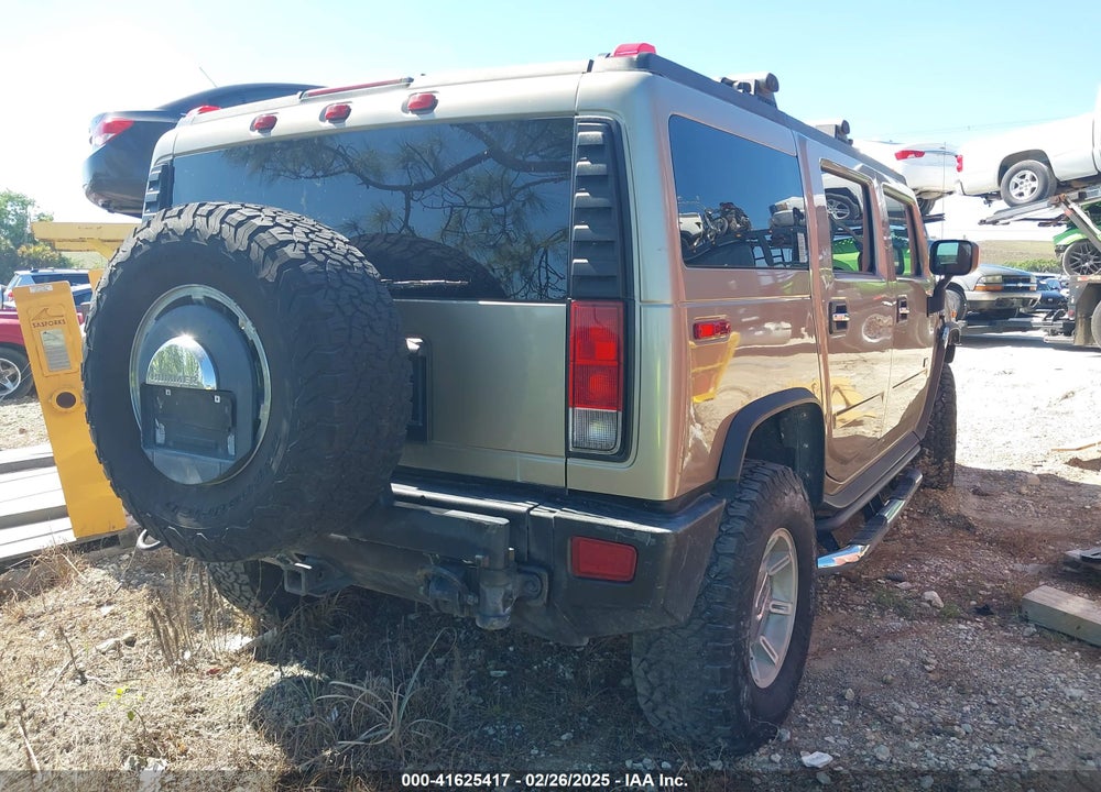 2005 HUMMER H2 SUV VIN: 5GRGN23U85H129007