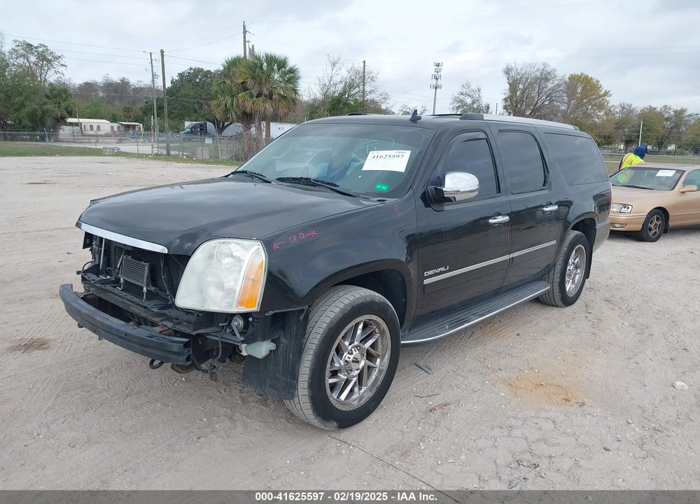 2011 GMC YUKON XL 1500 VIN: 1GKS2MEF8BR184114