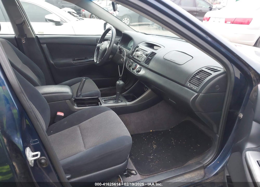 2004 TOYOTA CAMRY SE V6 VIN: 4T1BA32K84U505848