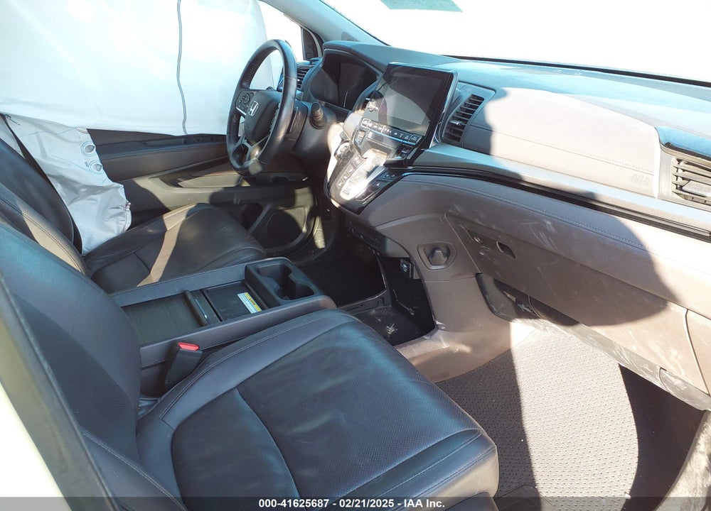 2018 HONDA ODYSSEY ELITE VIN: 5FNRL6H97JB039191