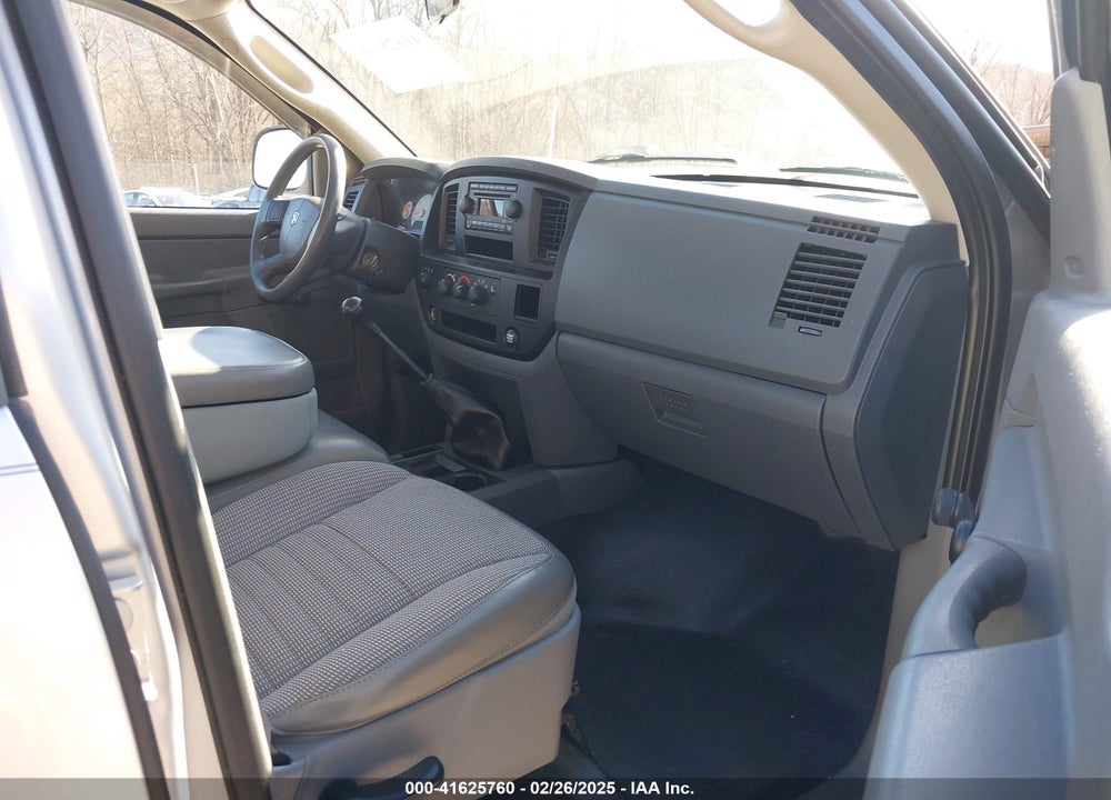 2007 DODGE RAM 1500 ST VIN: 1D7HU18N17J567065