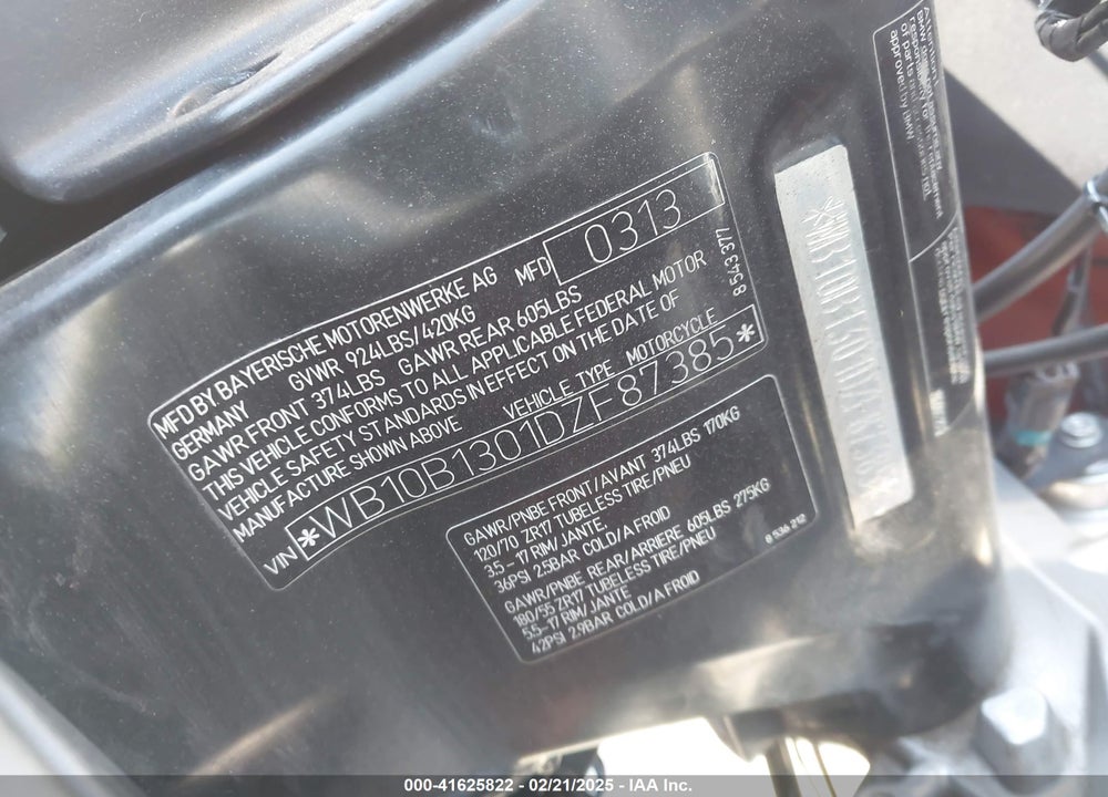 2013 BMW F800 GT VIN: WB10B1301DZF87385