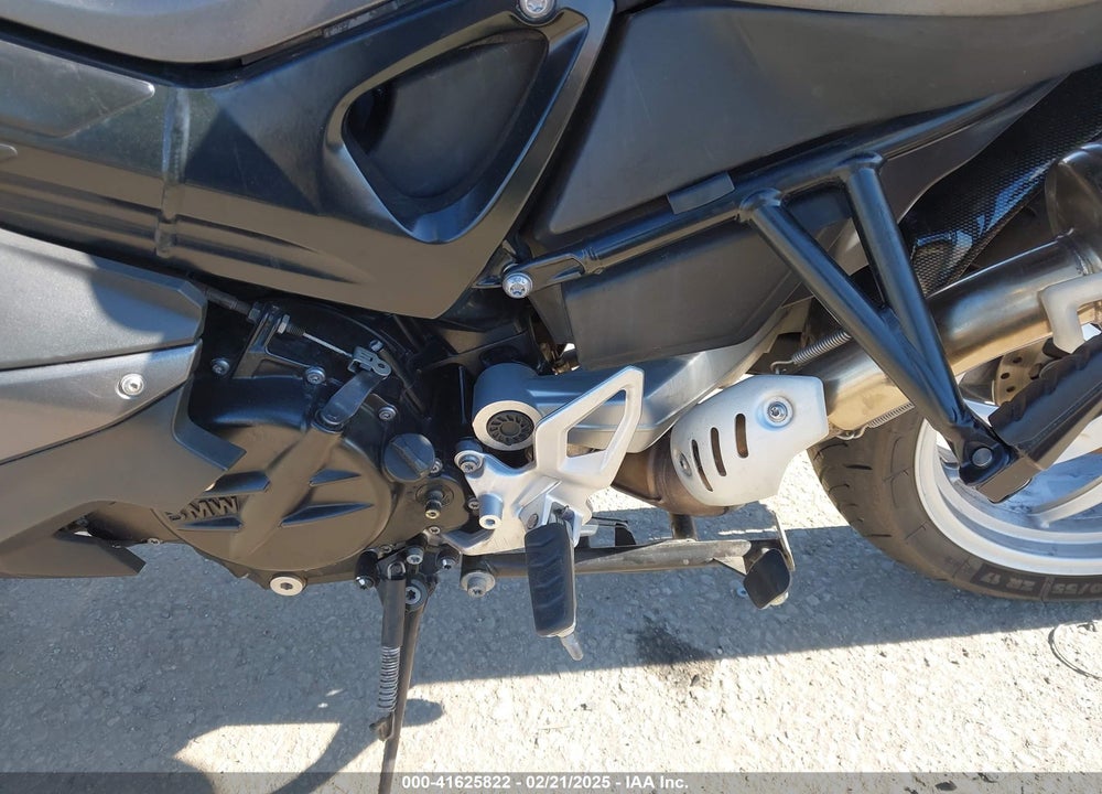 2013 BMW F800 GT VIN: WB10B1301DZF87385