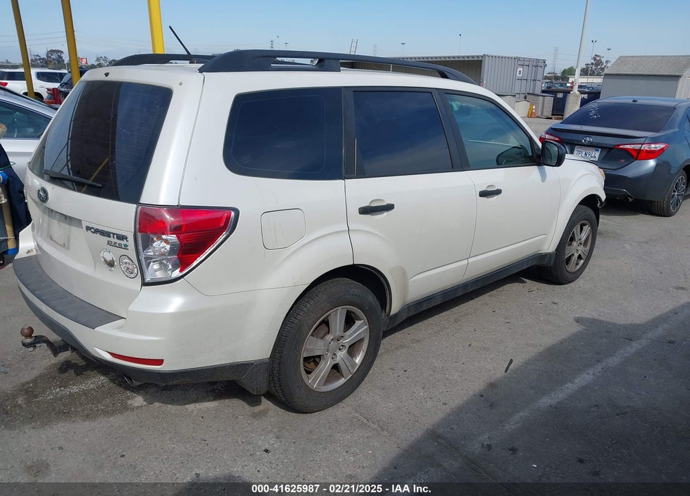 2013 SUBARU FORESTER VIN: JF2SHABC5DH429187