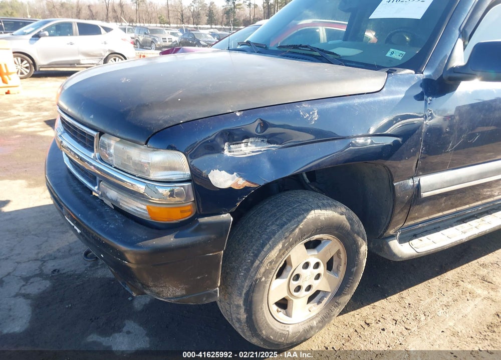 2004 CHEVROLET TAHOE LT VIN: 1GNEK13Z04R130613