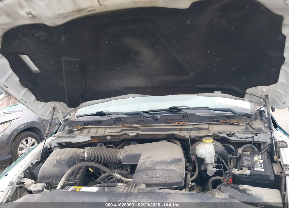 2019 RAM 1500 CLASSIC VIN: 1C6RR6FG5KS604551