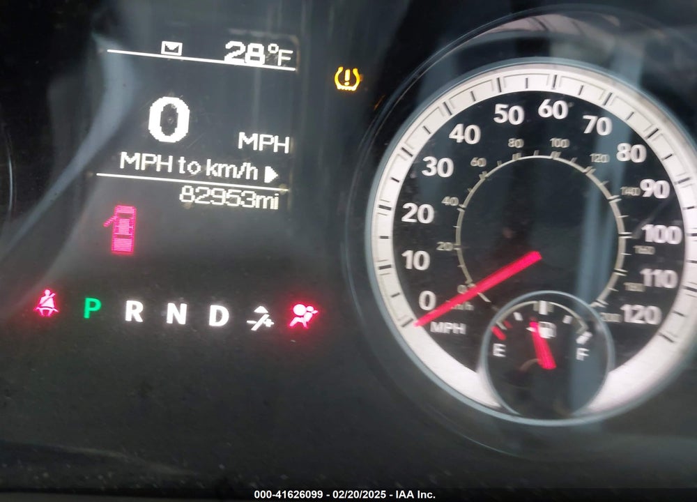 2019 RAM 1500 CLASSIC VIN: 1C6RR6FG5KS604551