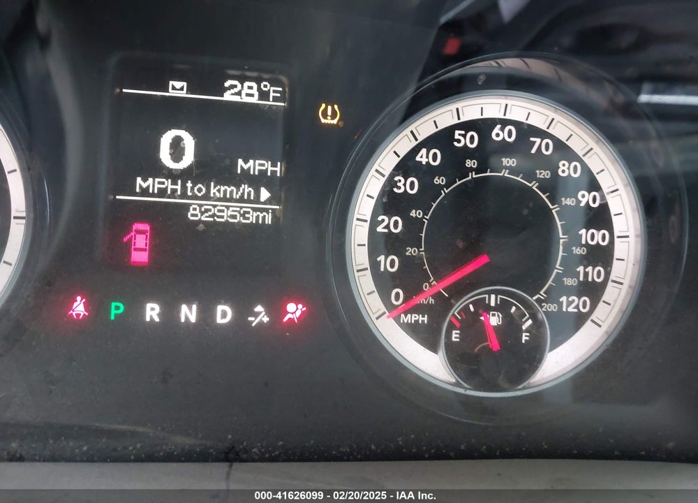 2019 RAM 1500 CLASSIC VIN: 1C6RR6FG5KS604551