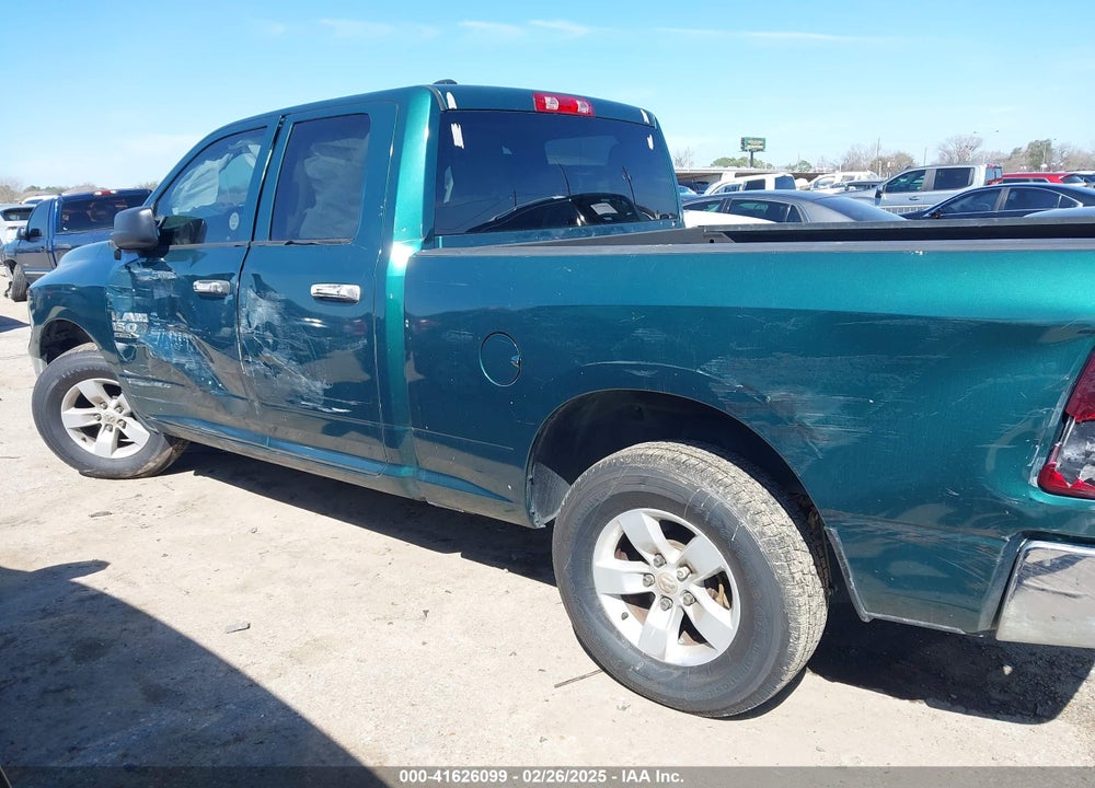 2019 RAM 1500 CLASSIC VIN: 1C6RR6FG5KS604551
