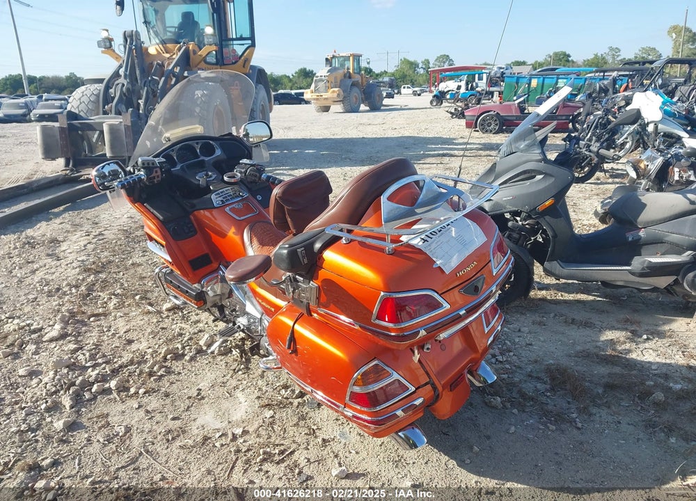 2002 HONDA GL1800 A VIN: 1HFSC47482A100625