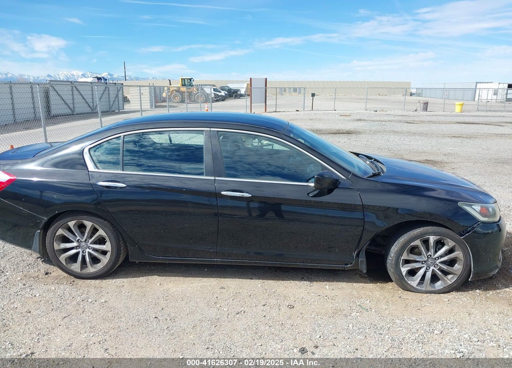 2014 HONDA ACCORD VIN: 1HGCR2F58EA308263