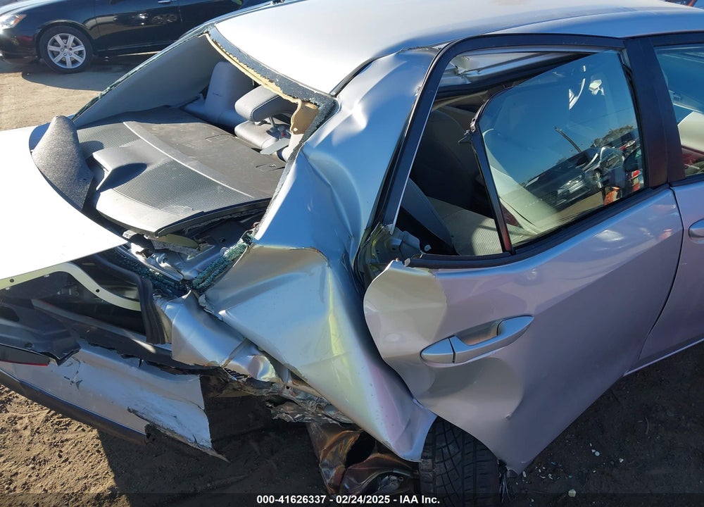 2016 TOYOTA COROLLA LE VIN: 5YFBURHE4GP568737