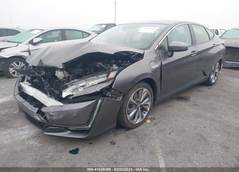 2018 HONDA CLARITY VIN: JHMZC5F15JC009223