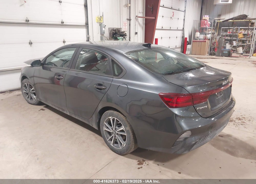 2023 KIA FORTE VIN: 3KPF24AD8PE588129