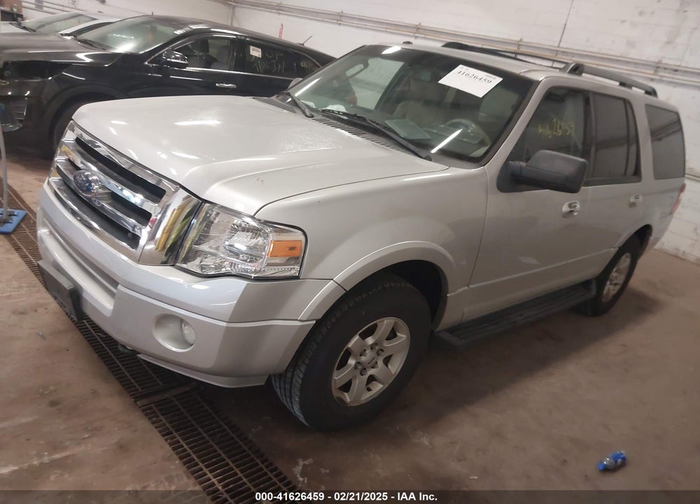 2010 FORD EXPEDITION XLT VIN: 1FMJU1G5XAEA81525