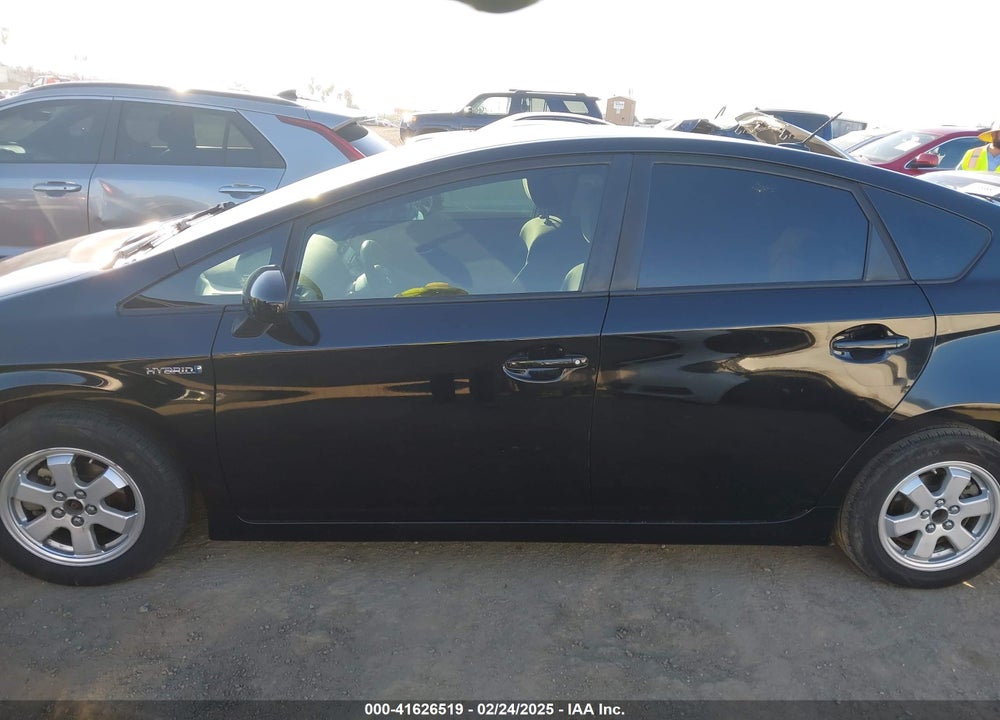 2014 TOYOTA PRIUS VIN: JTDKN3DU6E0361040