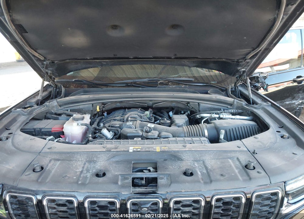 2023 JEEP GRAND CHEROKEE L LIMITED 4X4 VIN: 1C4RJKBG8P8739039