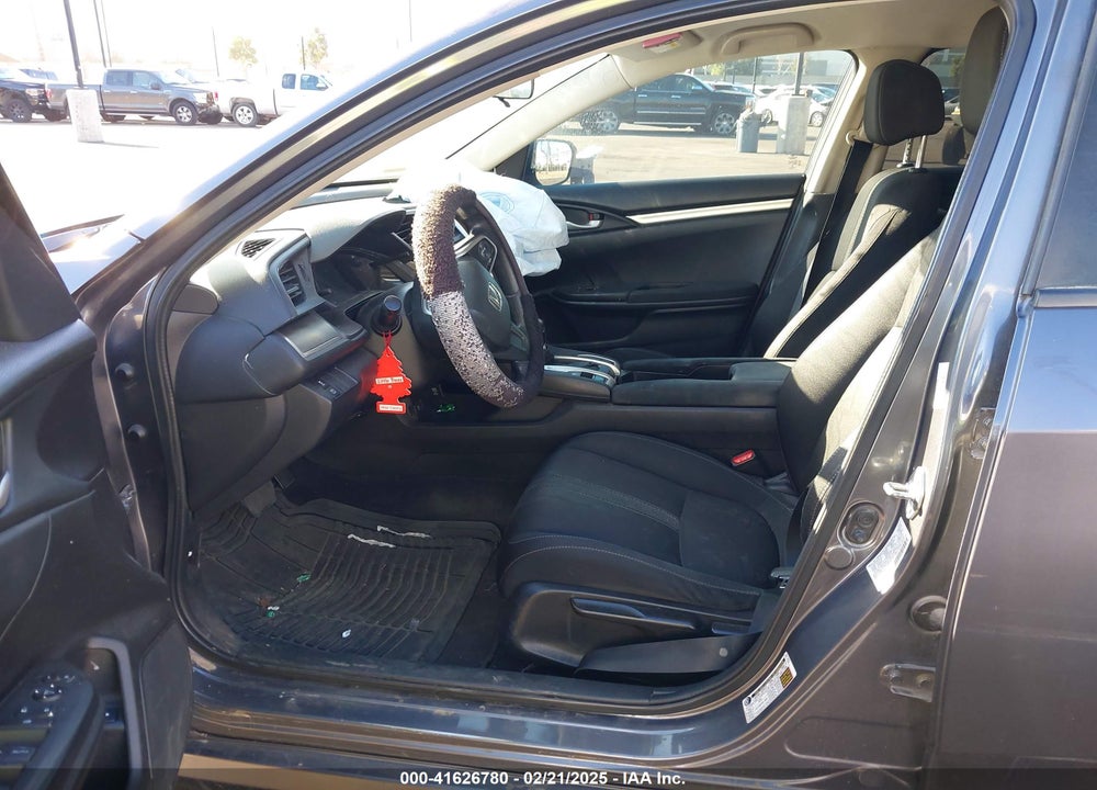 2018 HONDA CIVIC LX VIN: 2HGFC2F55JH609423