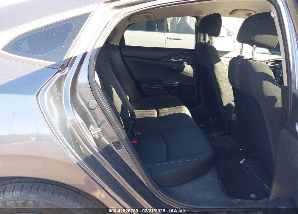 2018 HONDA CIVIC LX VIN: 2HGFC2F55JH609423