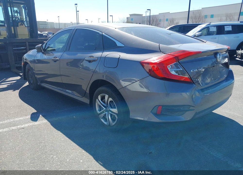2018 HONDA CIVIC LX VIN: 2HGFC2F55JH609423