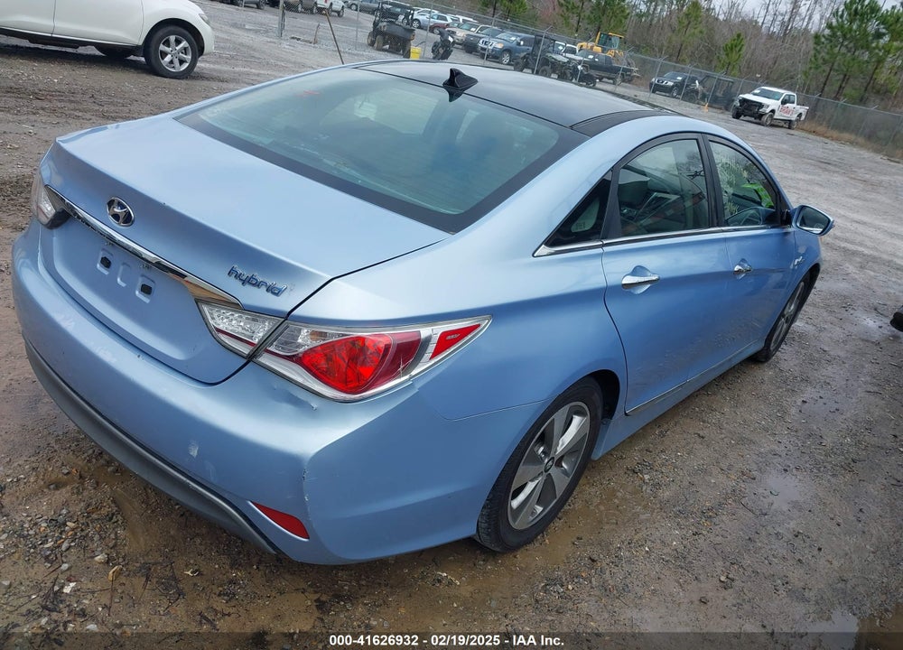 2012 HYUNDAI SONATA HYBRID VIN: KMHEC4A45CA028134