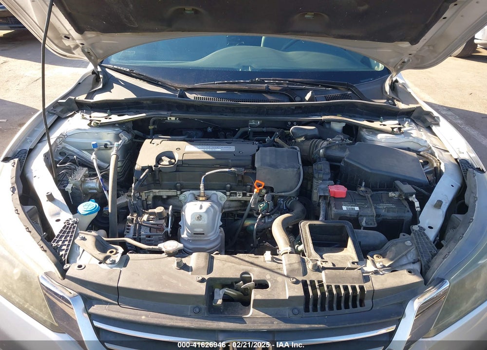 2015 HONDA ACCORD VIN: 1HGCR2F78FA012100