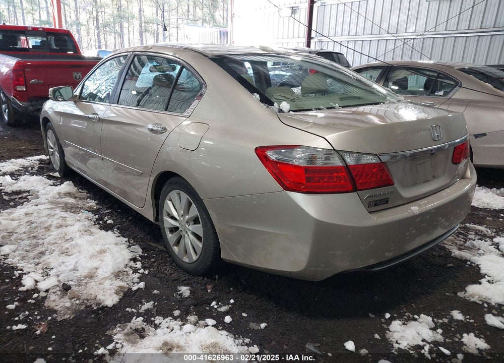 2014 HONDA ACCORD VIN: 1HGCR2F85EA118513