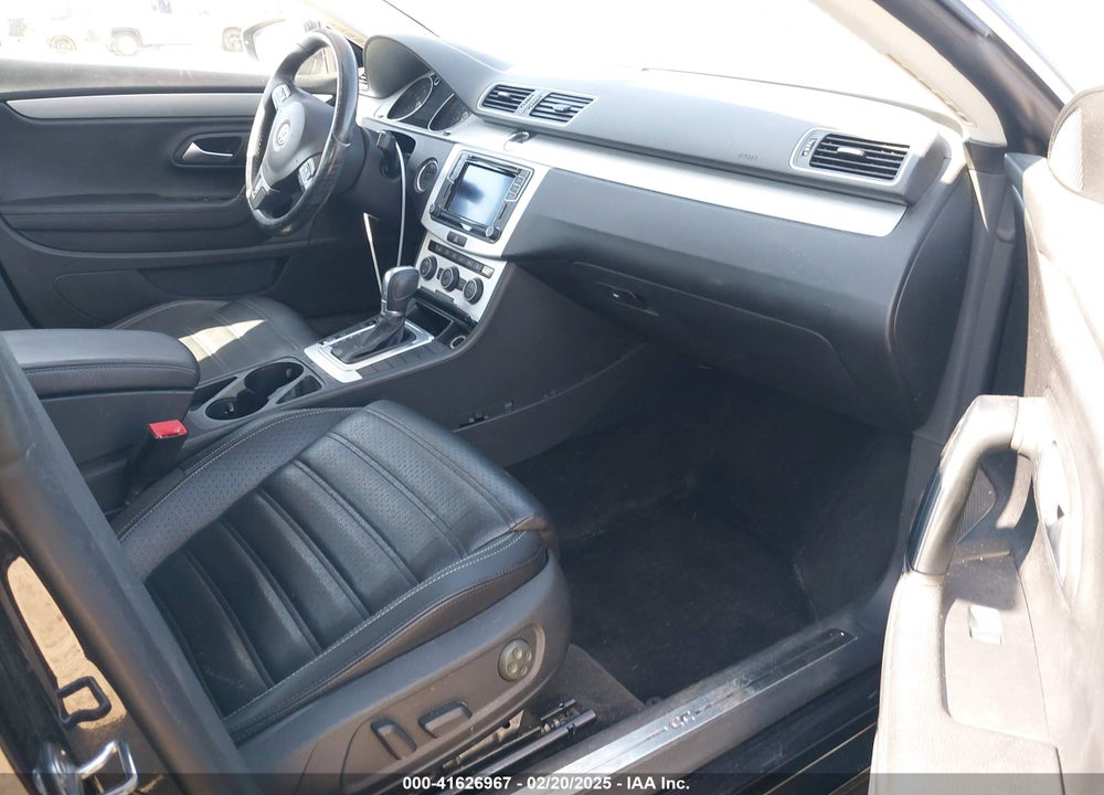 2016 VOLKSWAGEN CC VIN: WVWBP7AN4GE507973