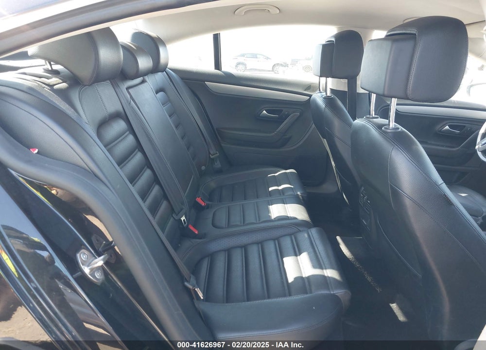 2016 VOLKSWAGEN CC VIN: WVWBP7AN4GE507973