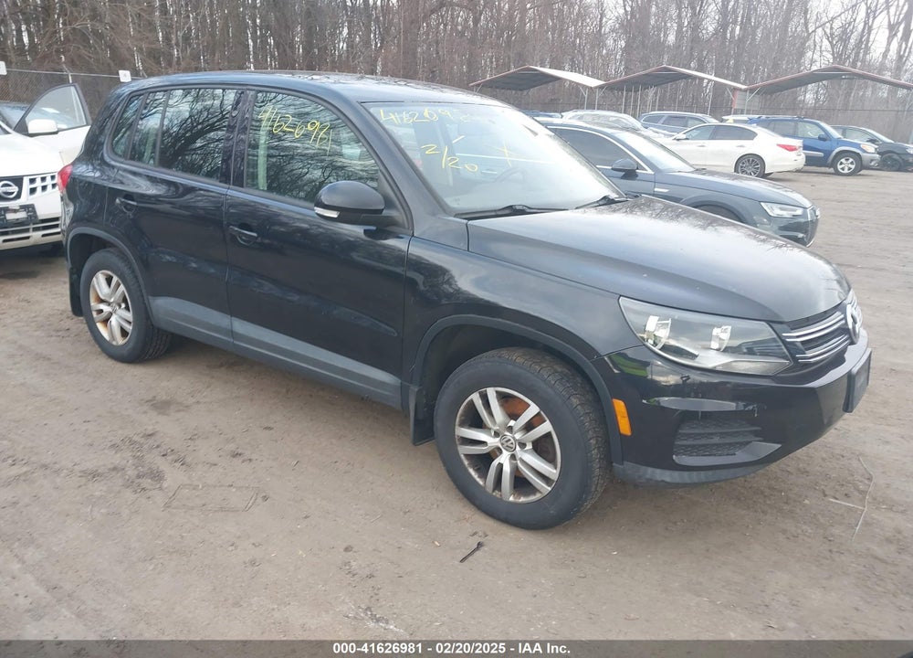 2013 VOLKSWAGEN TIGUAN S VIN: WVGAV3AX4DW572884