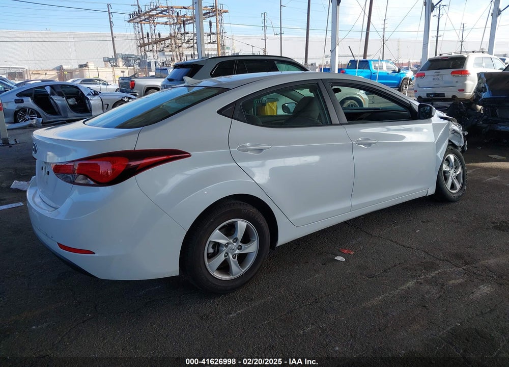 2015 HYUNDAI ELANTRA VIN: 5NPDH4AE9FH641994
